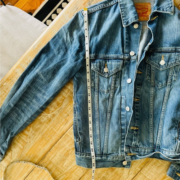 Levi’s Denim Jacket XS mint condition 🔥 - Picture 4 of 8